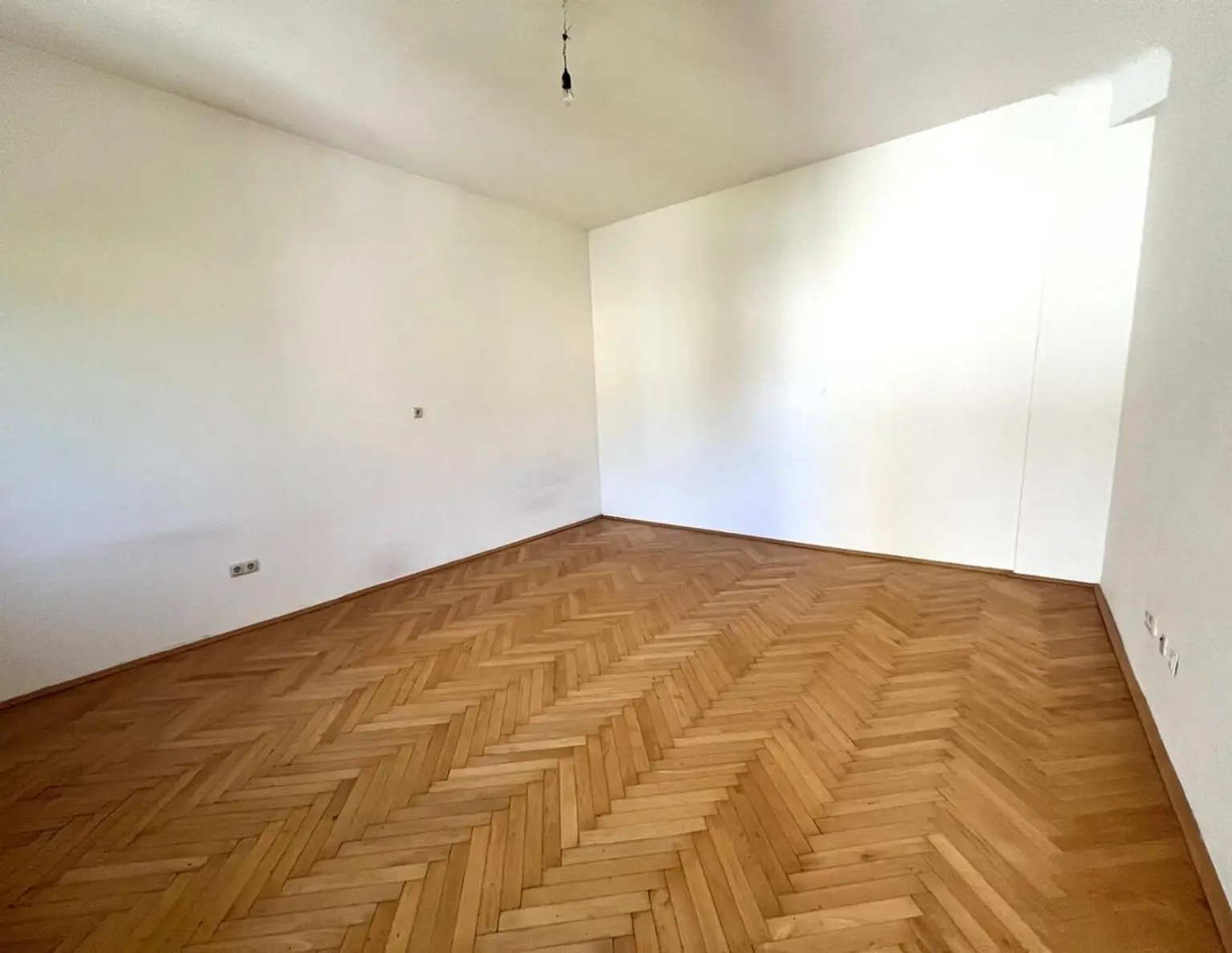 Graz-Eggenberg: Attraktive Eigentumswohnung in Ruhelage - für Anleger:innen und Selbstnutzer:innen! Nähe FACHHOCHSCHULE JOANNEUM!