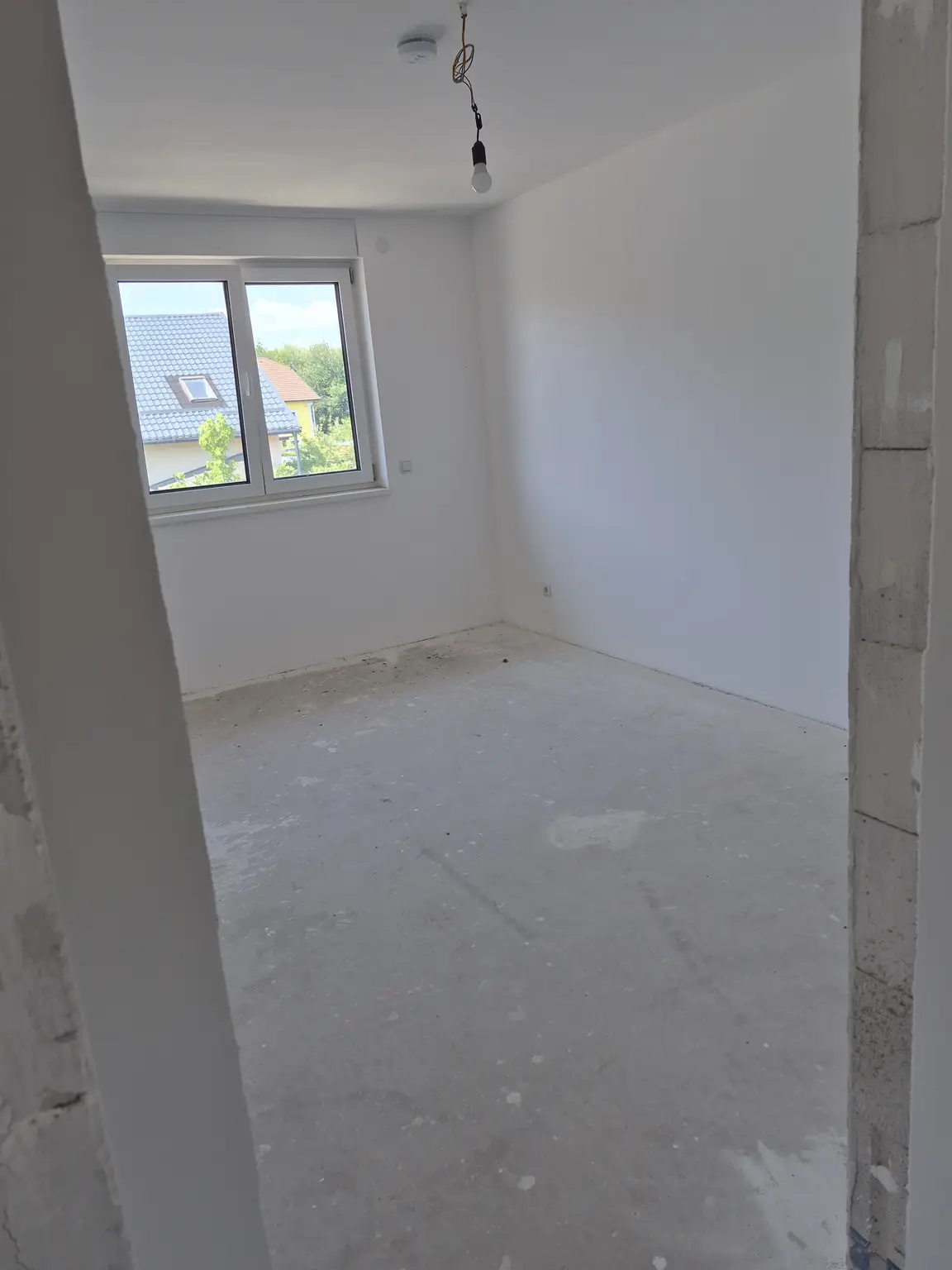 Neubau - Tolle Doppelhaushälfte belagsfertig - Neufelder See schnell erreichbar!