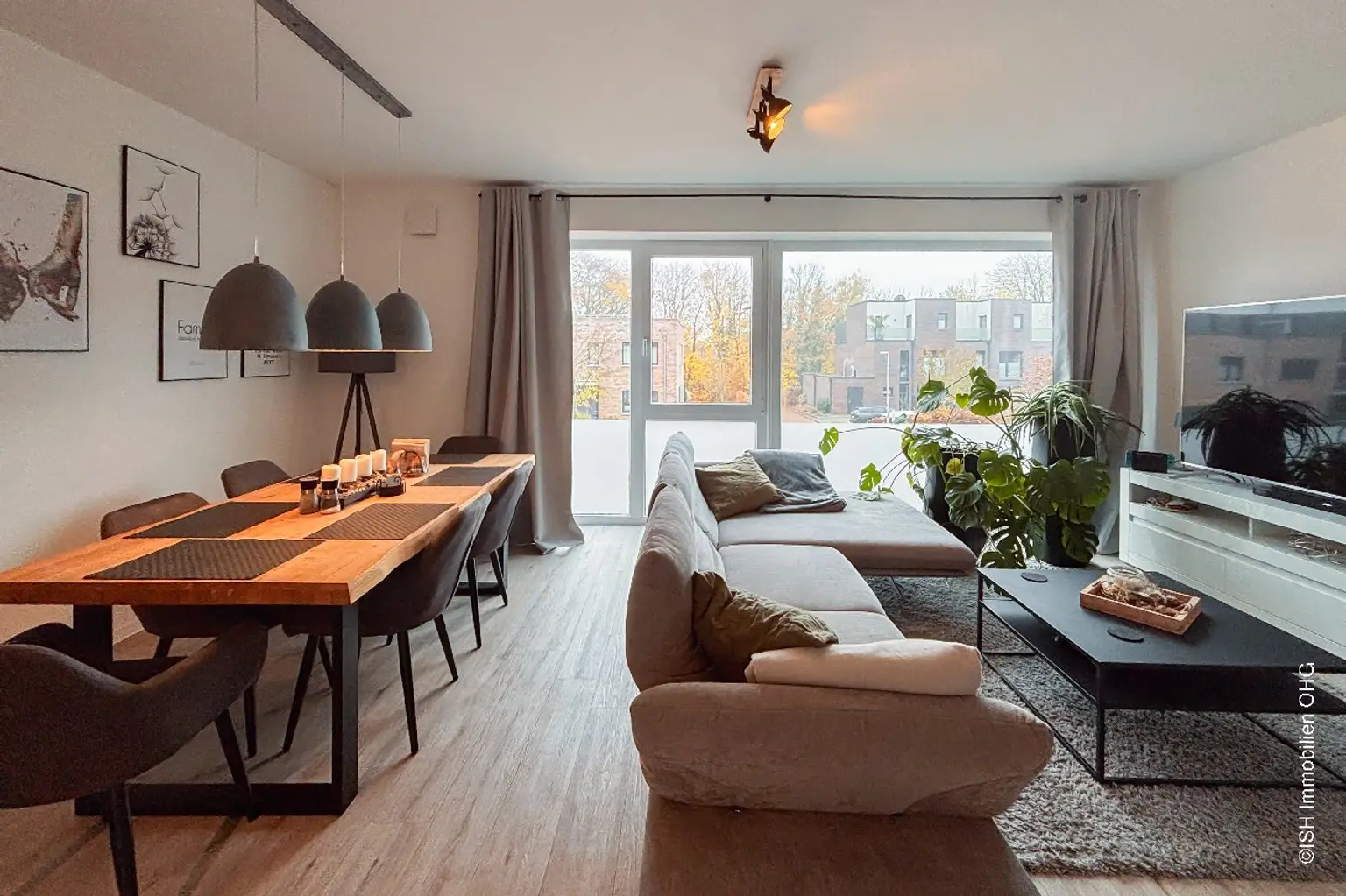 Wohn- und Essbereich