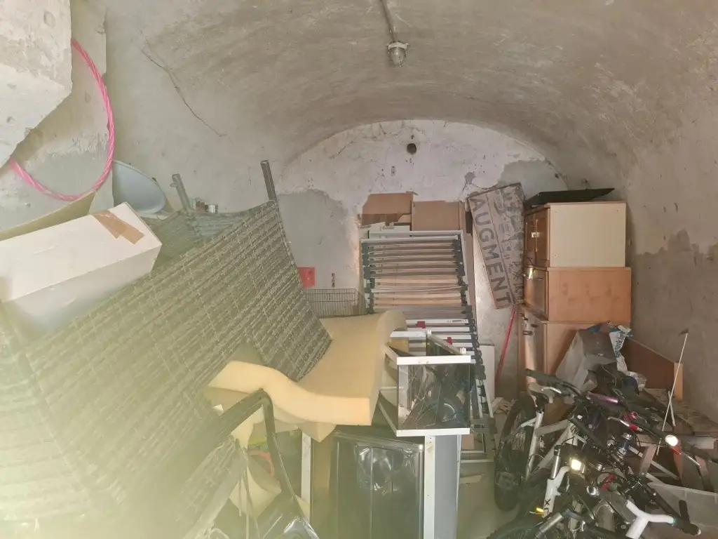 Renovierungsbedürftige 3-Zimmer-Altbau-Wohnung im Zentrum von Trofaiach nahe Leoben !