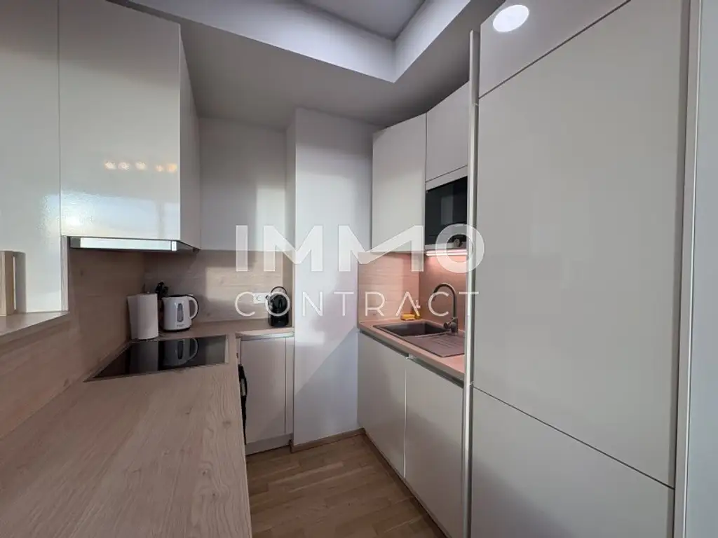 Stephansdom & Sonnenuntergang inklusive: Gemütliche Vierzimmer-Wohnung mit Concierge, Party & BBQ Lounge, Pool usw.