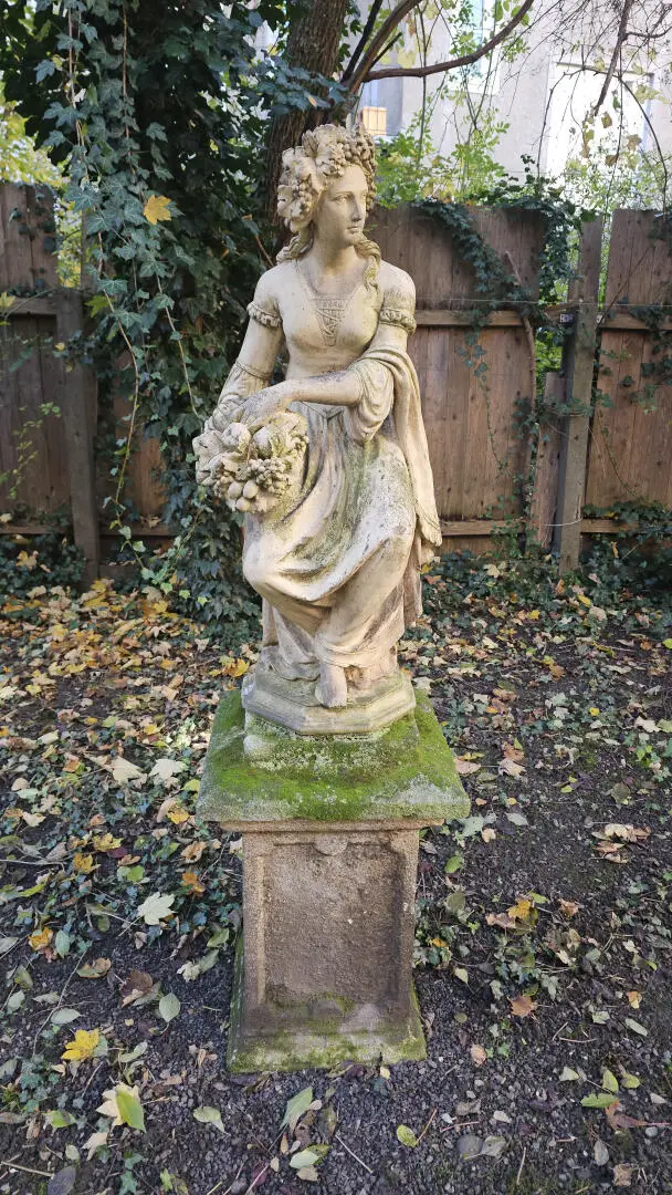 Charmante, günstige Altbauwohnung mit großem Garten im Herzen von Graz