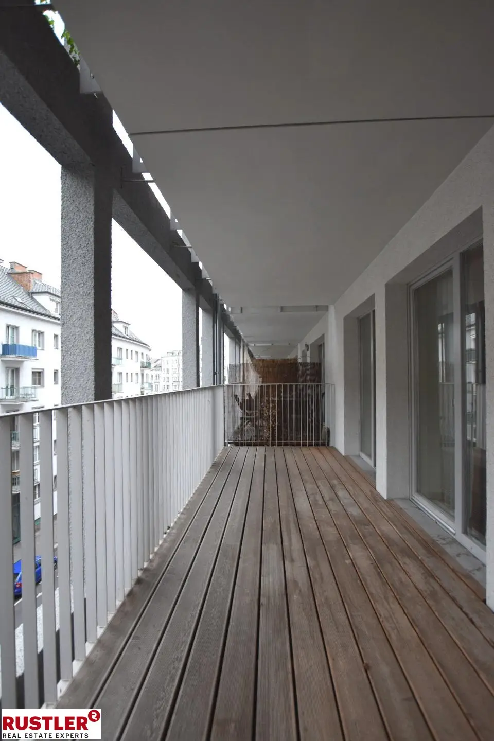 U4 Pilgramgasse: Eleganz mit großer Terrasse