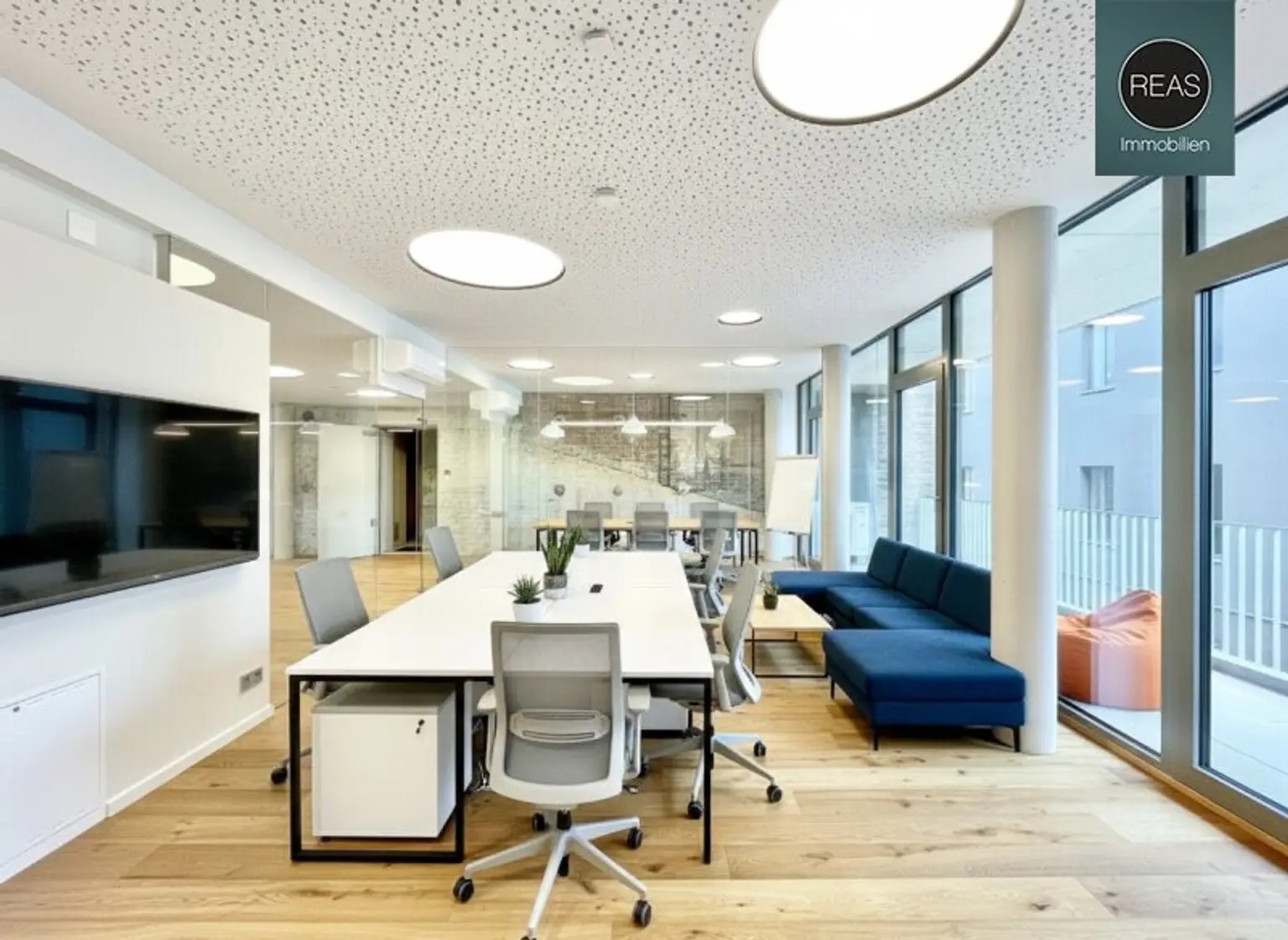 Sehr gut ausgestattetes Loft mit 2 Terrassen in der Brotfabrik Wien!