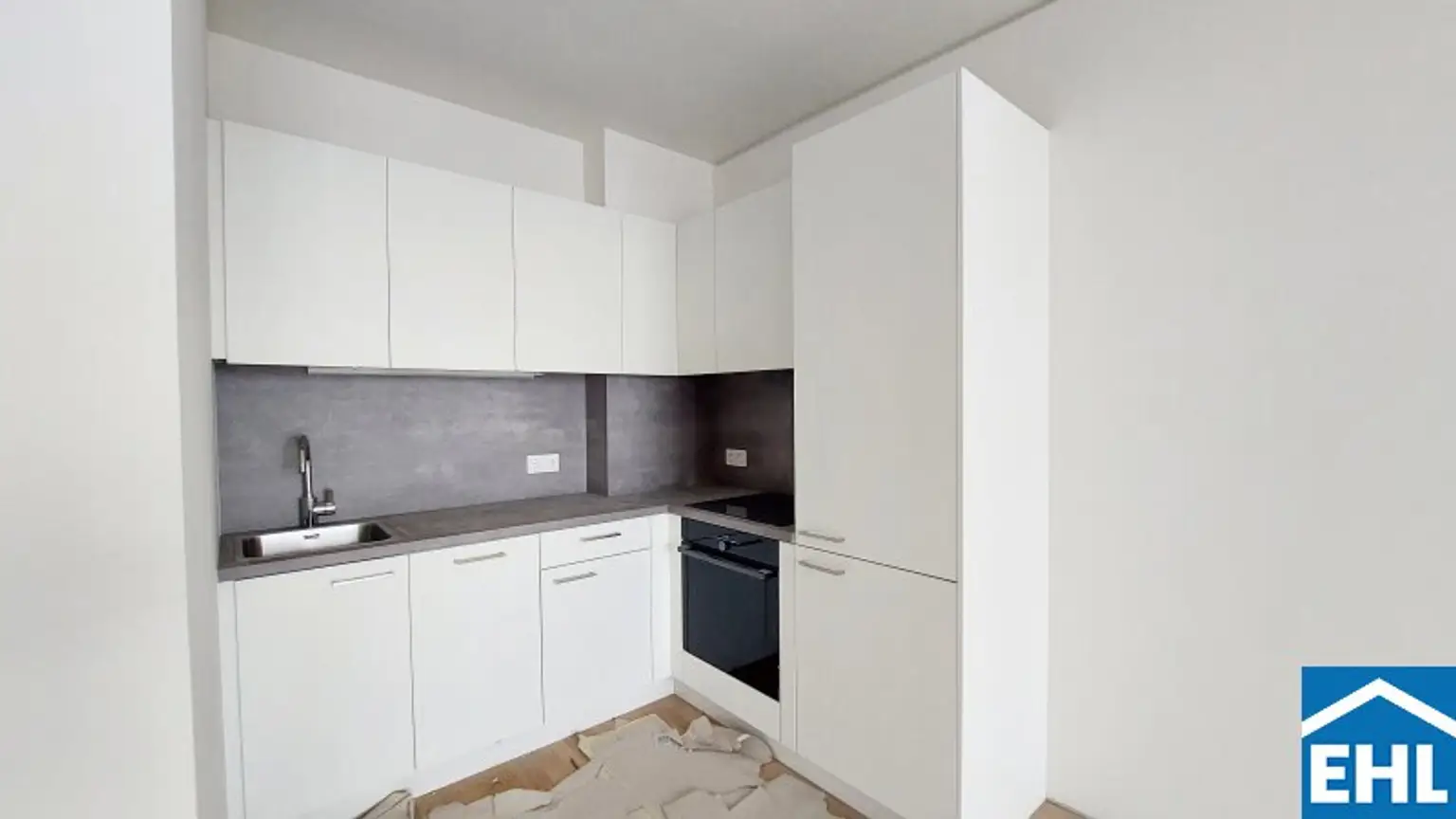 Erstbezug im VIENNA TWENTYTWO bei der U1 *Rooftop-Pool inklusive*