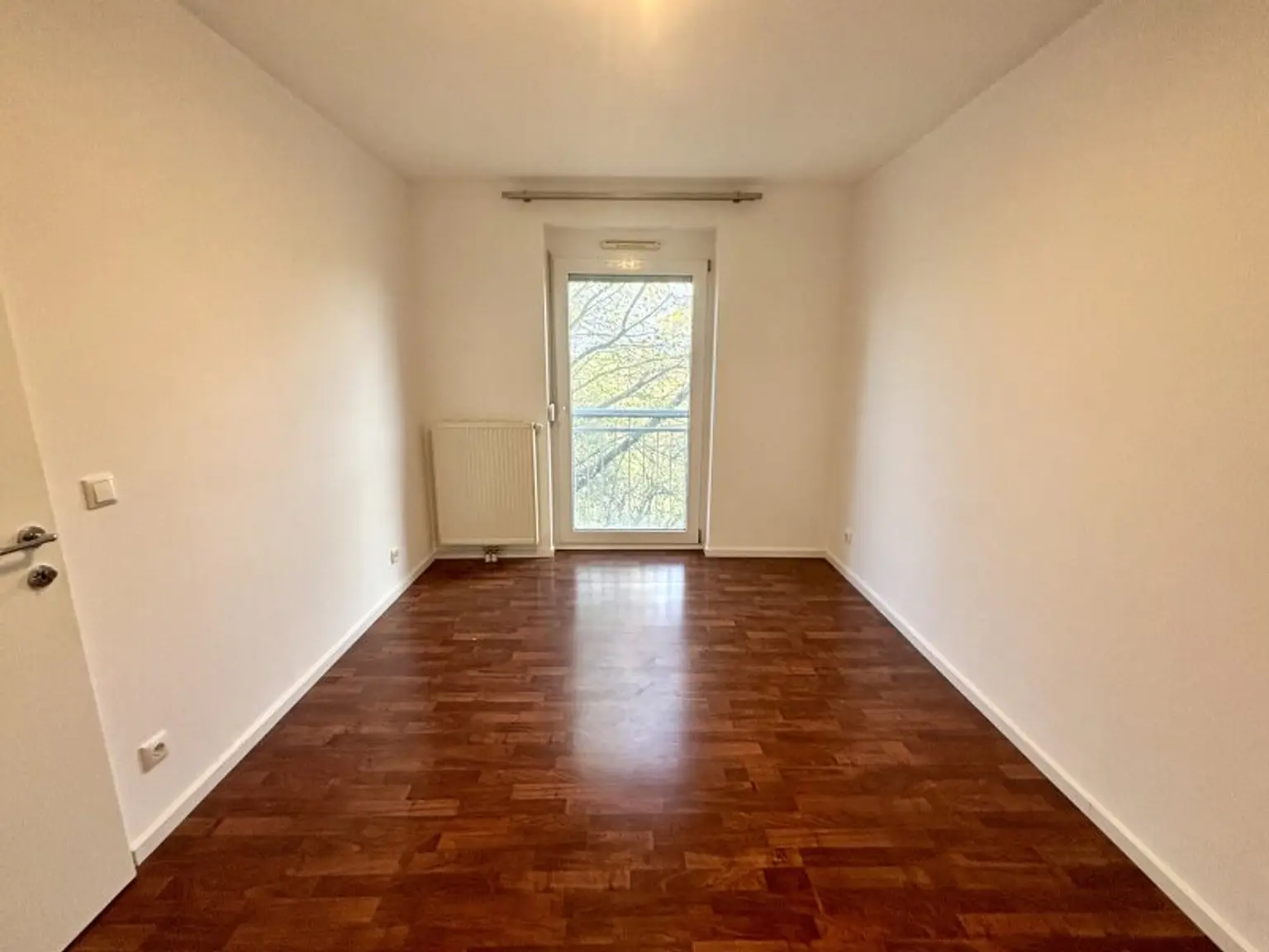 Helle 3-Zimmer-Wohnung mit Loggia in ruhiger Lage – Neusiedl am See