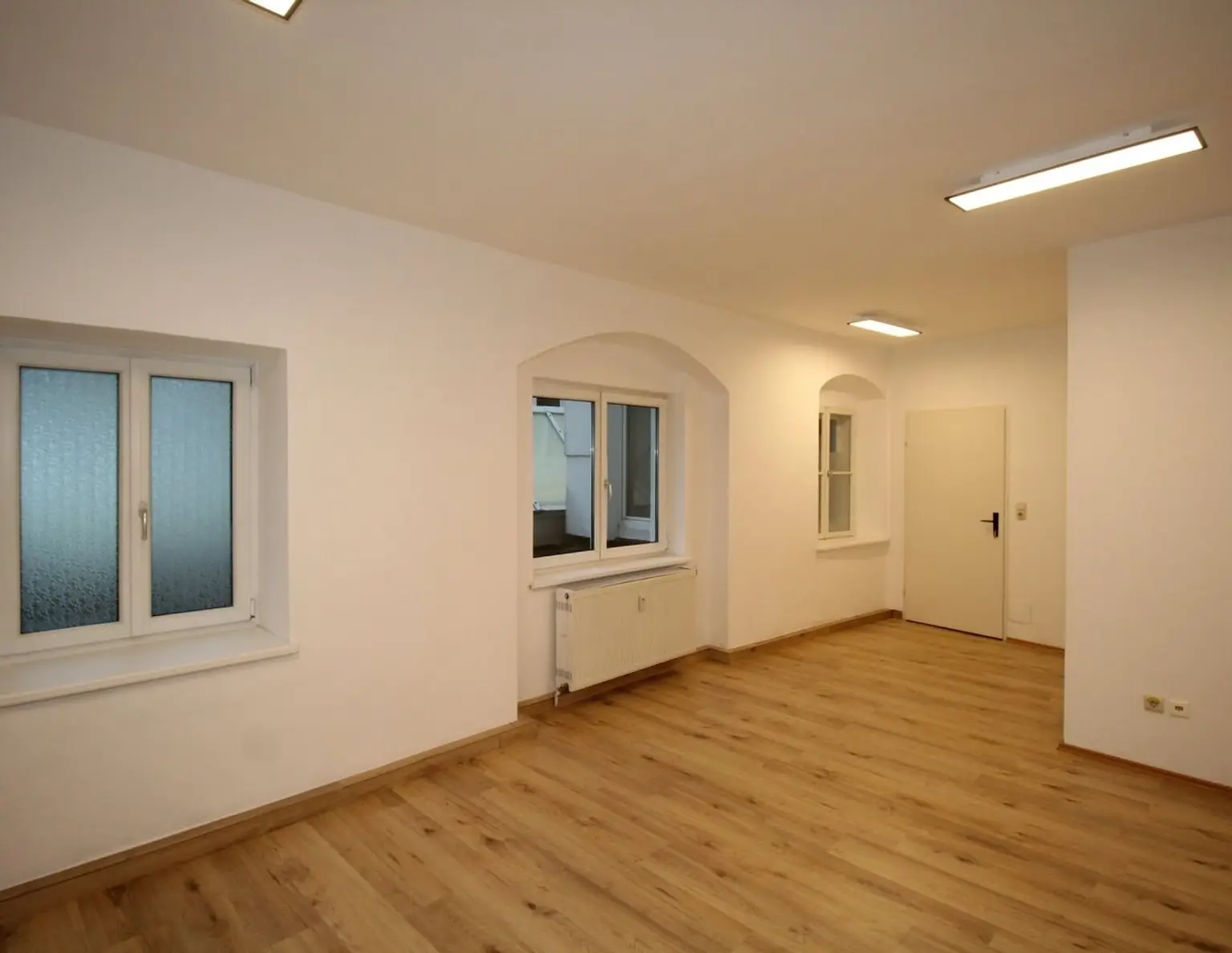 Gut vermietete, ruhige, sanierte 90 m² Anlegerwohnung in Freistädter Zentrumslage