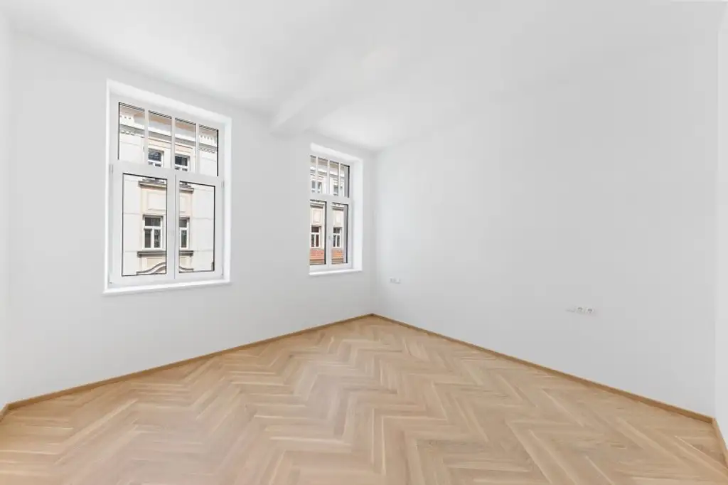 3-Zimmer-Altbaueigentumswohnung in generalsaniertem Altbau mit Balkon