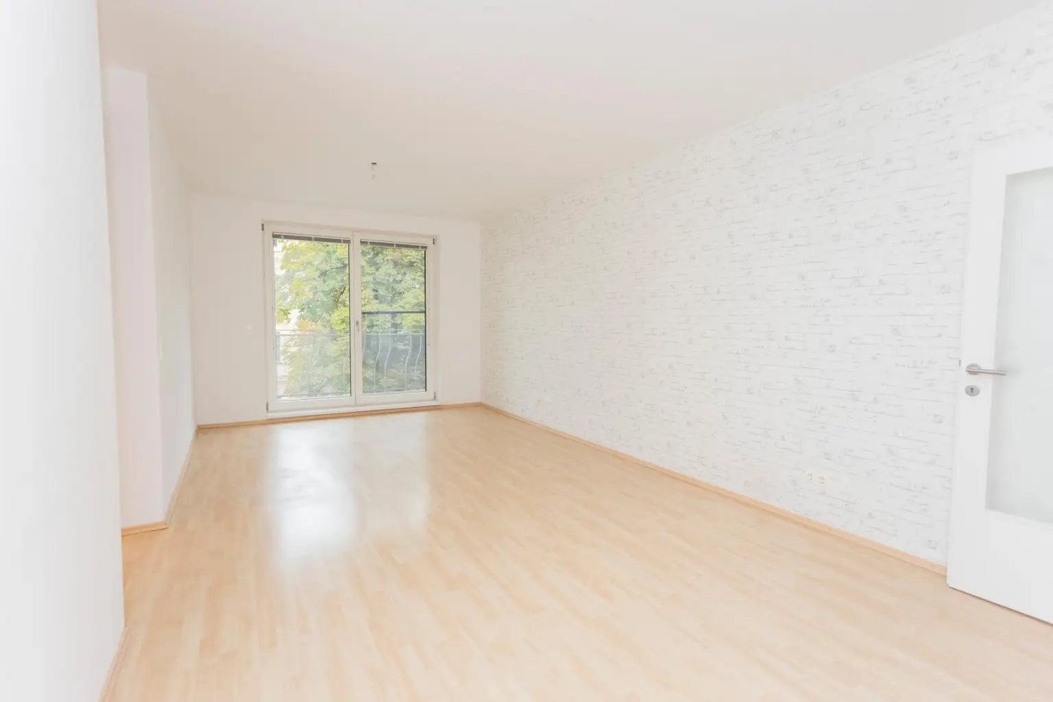 2-Zimmer-Wohnung mit Balkon in ruhiger Innenhoflage im modernen Niedrigenergiehaus