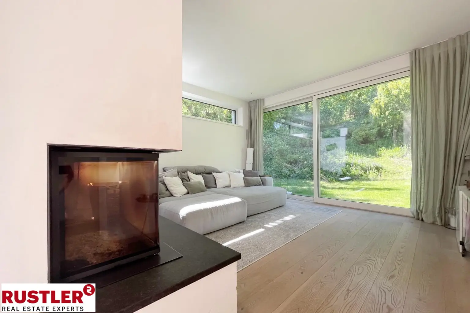 Einziehen & Aufatmen: Premium Villa mit Charm & Weitblick