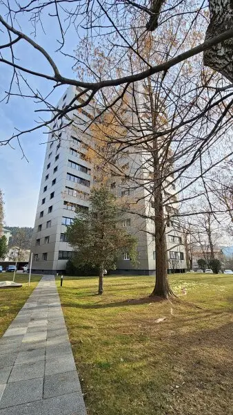 Außenansicht u. Gemeinschaftsgarten - Wohnung - Spittal - kaufen