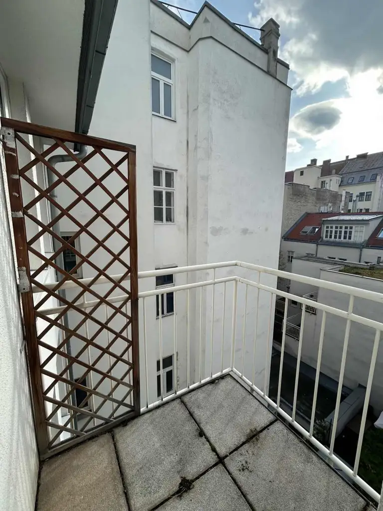 Schöne 1-Zimmer-Wohnung mit Balkon im 7.Bezirk!