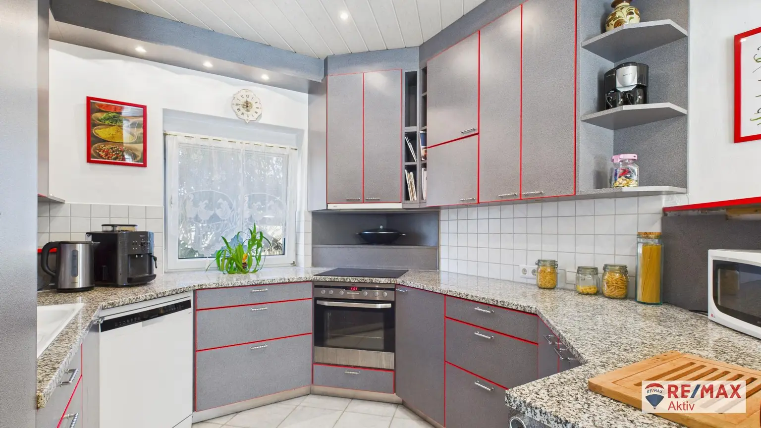 QUALITÄT! GROSSZÜGIGES FAMILIEN HAUS in Gänserndorf Süd