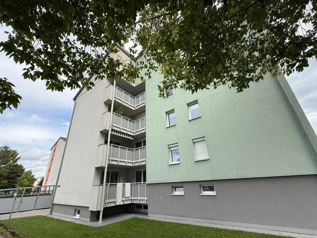 Willkommen in Ybbs an der Donau – 70 qm große Eigentumswohnung mit Loggia
