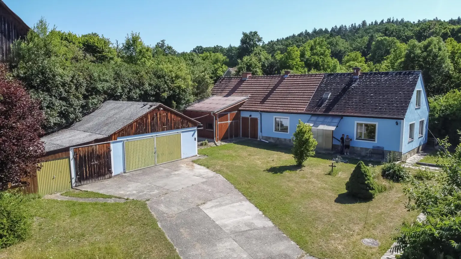 Ländliches Wohnglück mit Nebengebäude und viel Platz