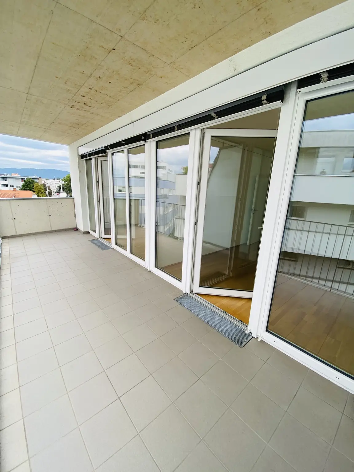 Perfekte Neubauwohnung nähe Neuer Technik für WG, Pärchen oder Kleinfamilien