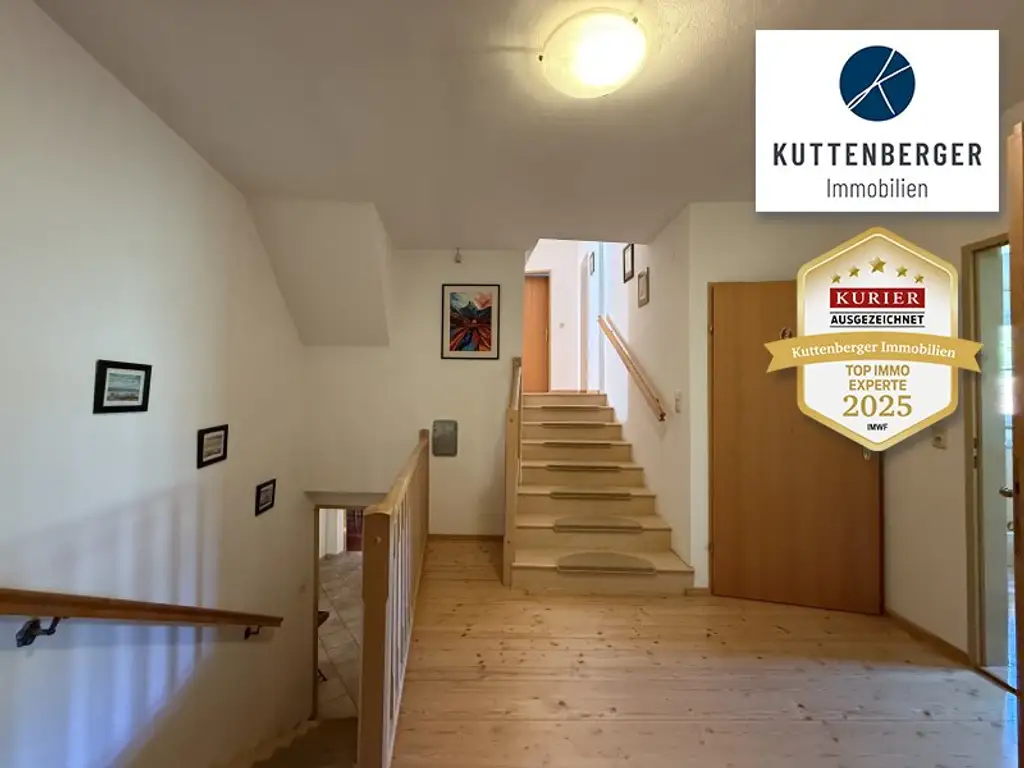 Charmantes Wohnhaus mit Garten, Scheune und traumhaftem Blick ins Grüne