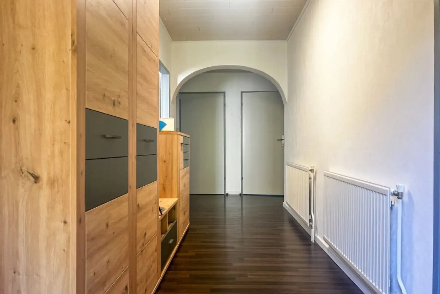 Privatsphäre pur: Einfamilienhaus in uneinsehbarer Lage mit schönem Garten