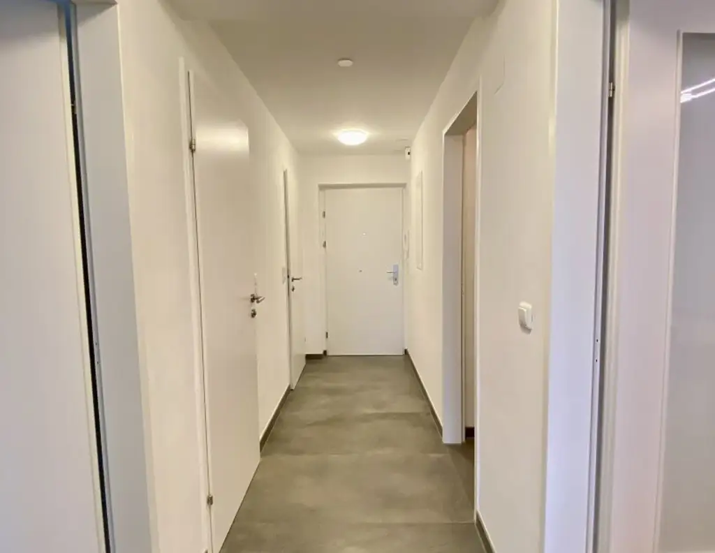 Linz: 4-Zimmer-Wohnung mit kleinem Balkon im 7. Stock mit Lift! - RESERVIERT!