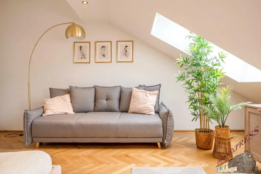 Eyecatcher- Wohnung - unbefristeter Vertrag -4-Zimmer im Dachgeschoß - inkl. Heizkosten & Warmwasser