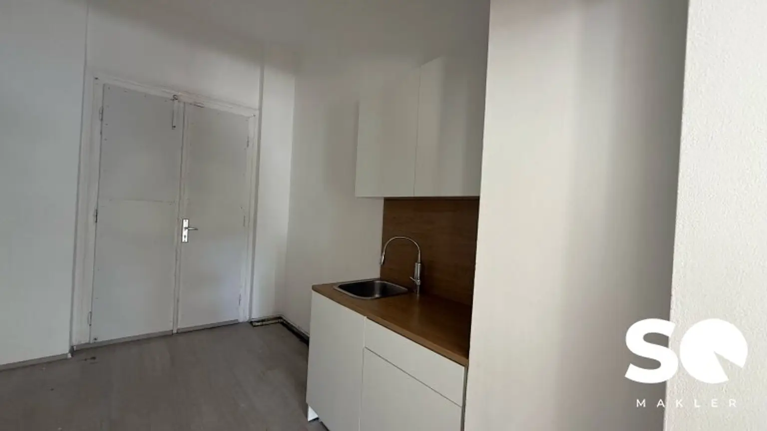 --- GESCHÄFTSLOKAL AM ALLERHEILIGENPLATZ ---