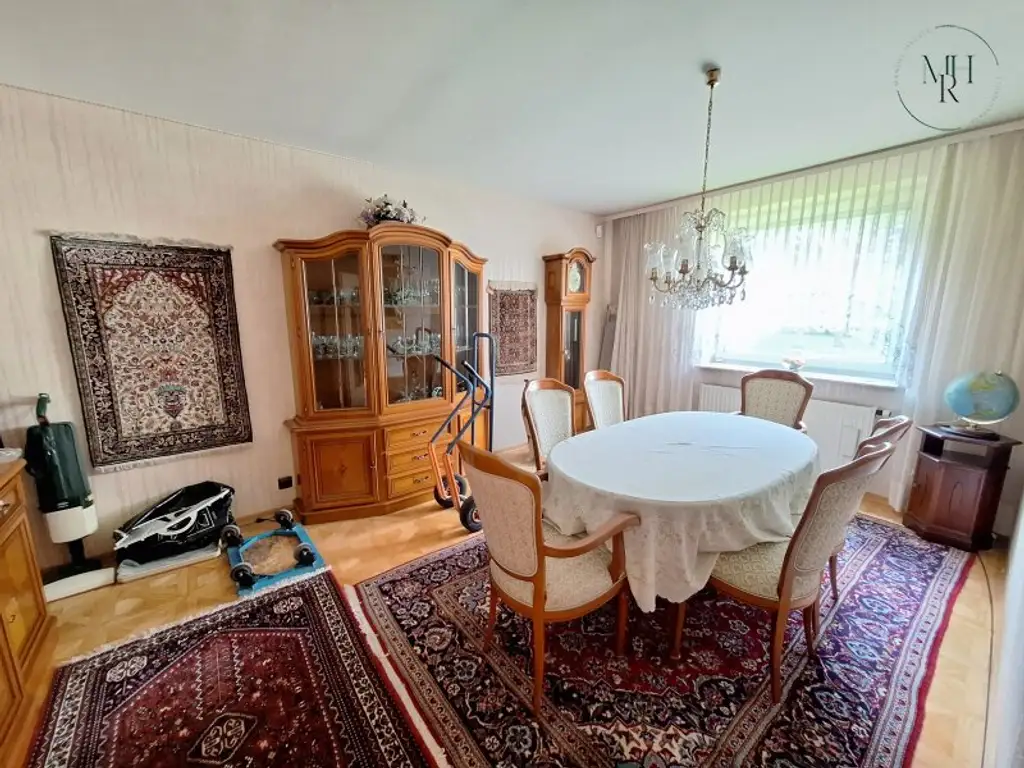 Vollmöblierte 3 Zimmer-Wohnung in Grünruhelage