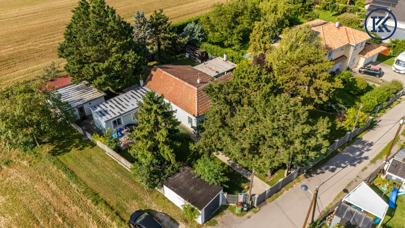 Versteckt in einer ruhigen Gartensiedlung wartet ein kleines Juwel auf Sie!