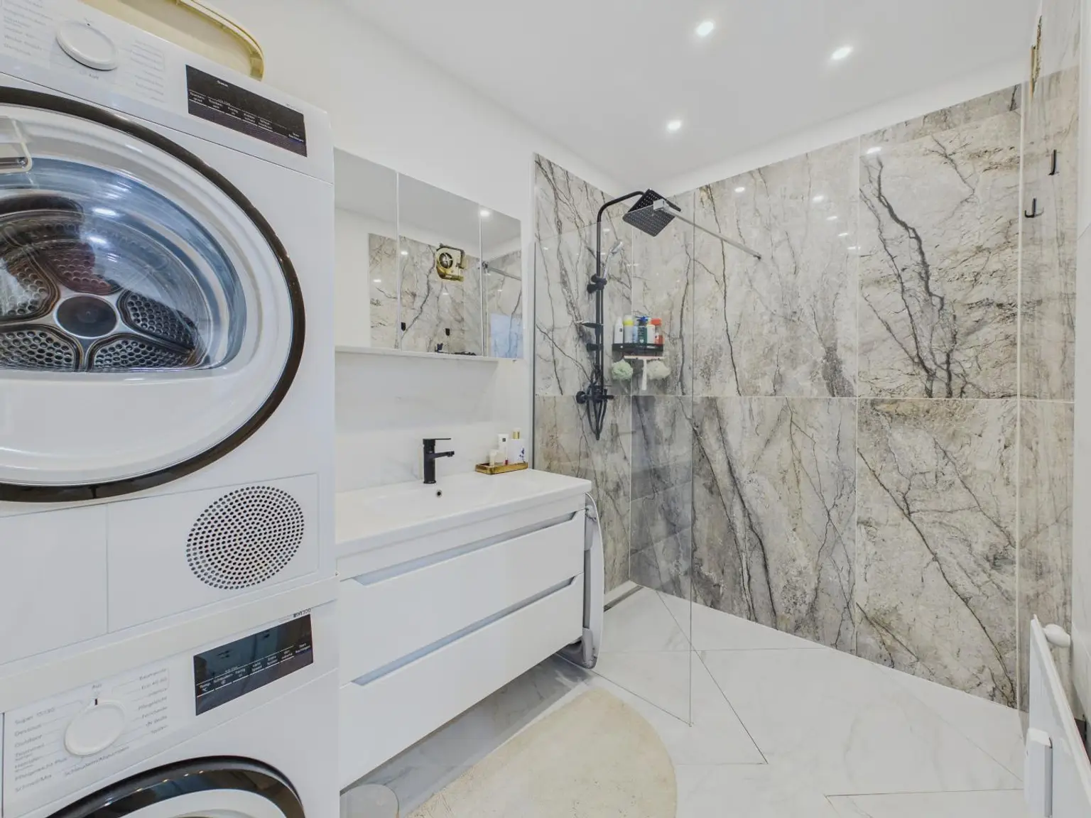 Badezimmer 1