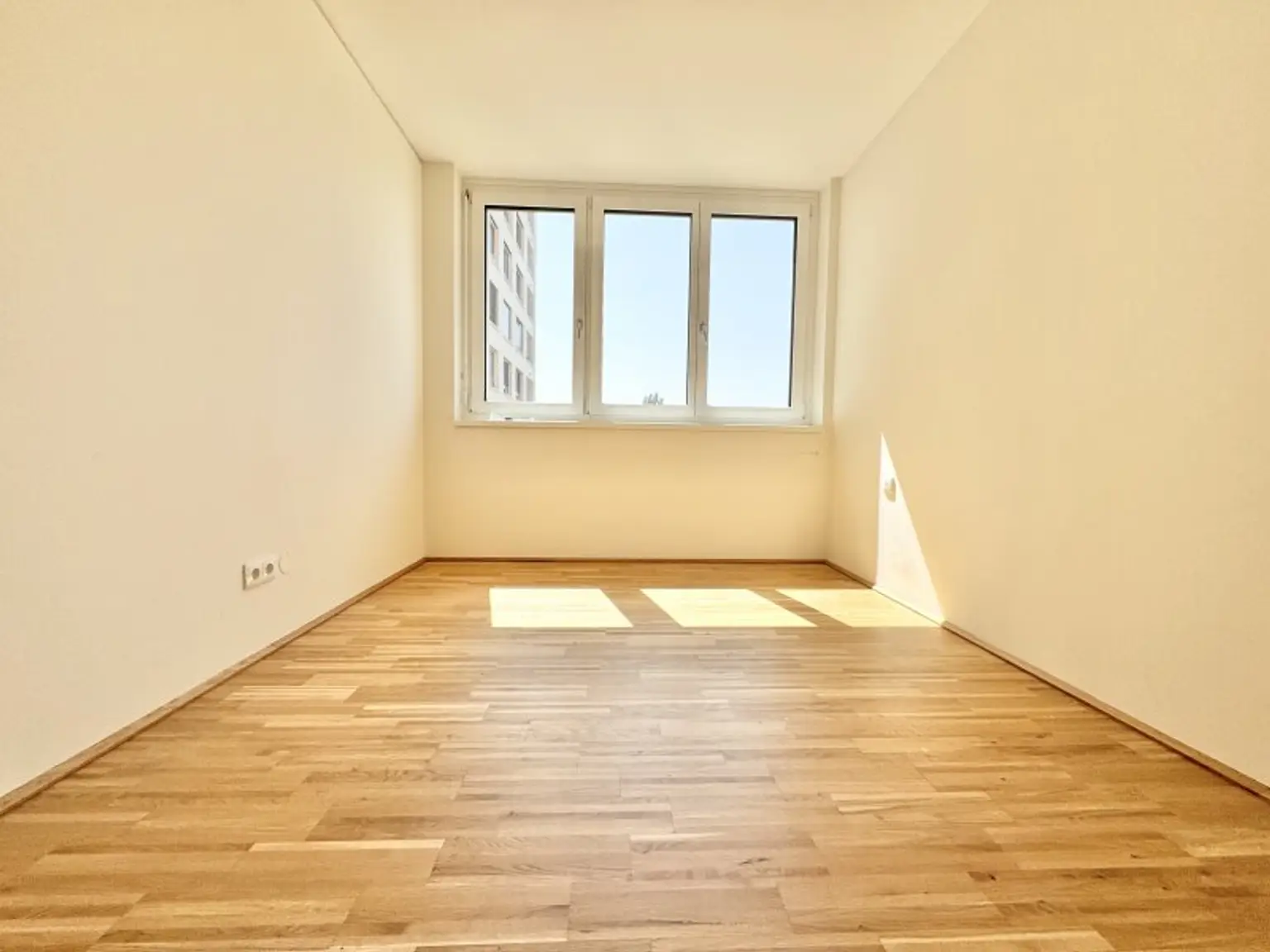 PERFEKTE LAGE - 3 Zimmer WOHNUNG in JAKOMINI VERDE