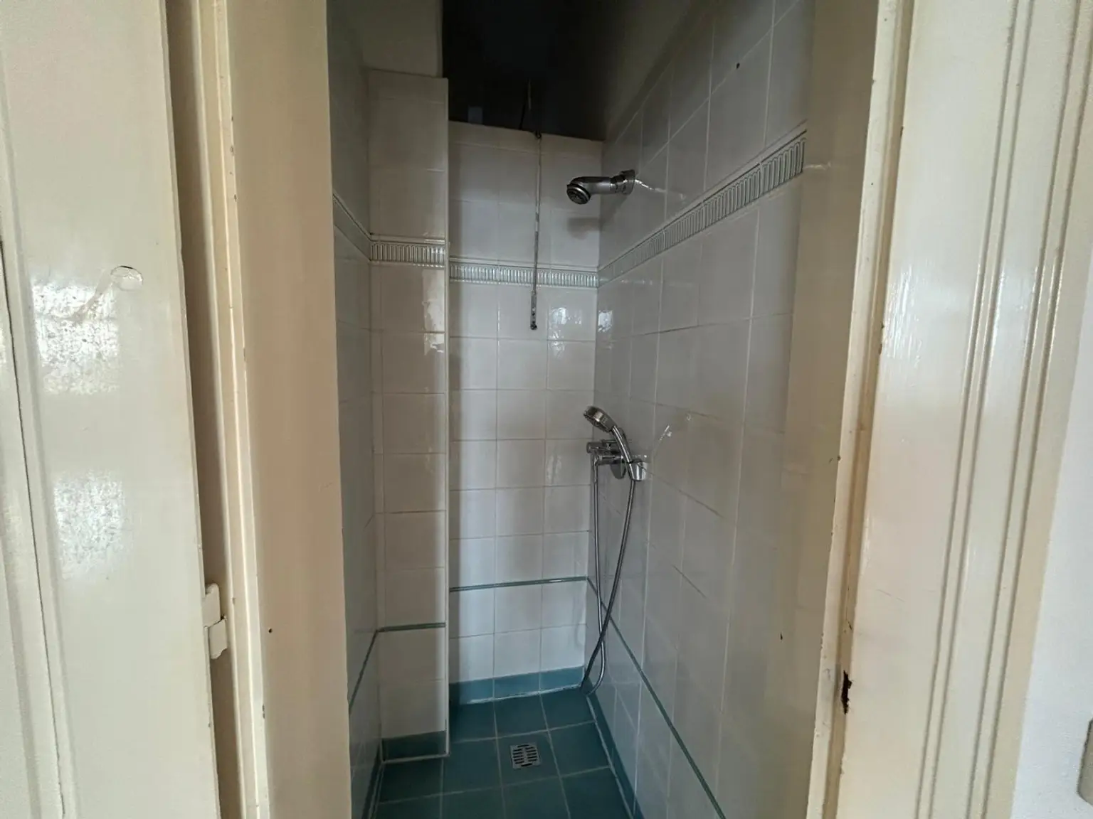 TRAUMHAFTE 219 m² ALTBAUWOHNUNG AM ROCHUSMARKT!