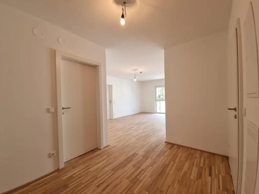 Perfekter Schnitt - Wohnen im Grünen - Großzügige Terrasse