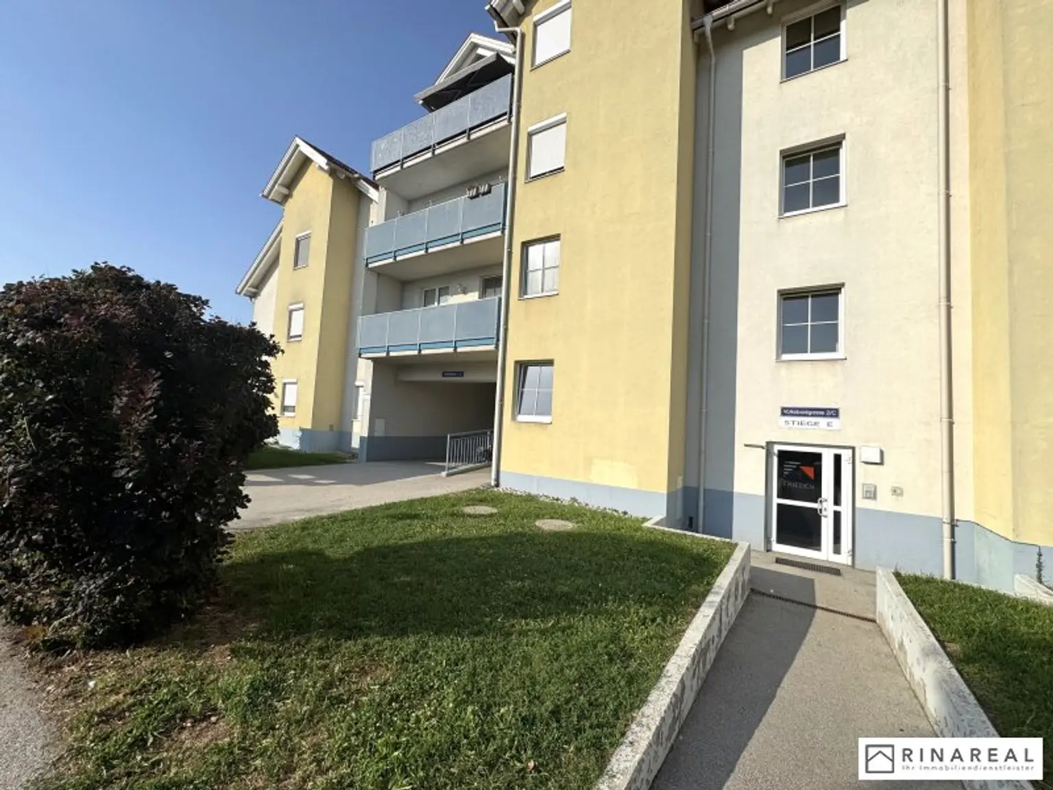 VOLKSBADGASSE | 3 Zimmer Wohnung mit Loggia | renoviert 2020 | zzgl. PKW-Stellplatz
