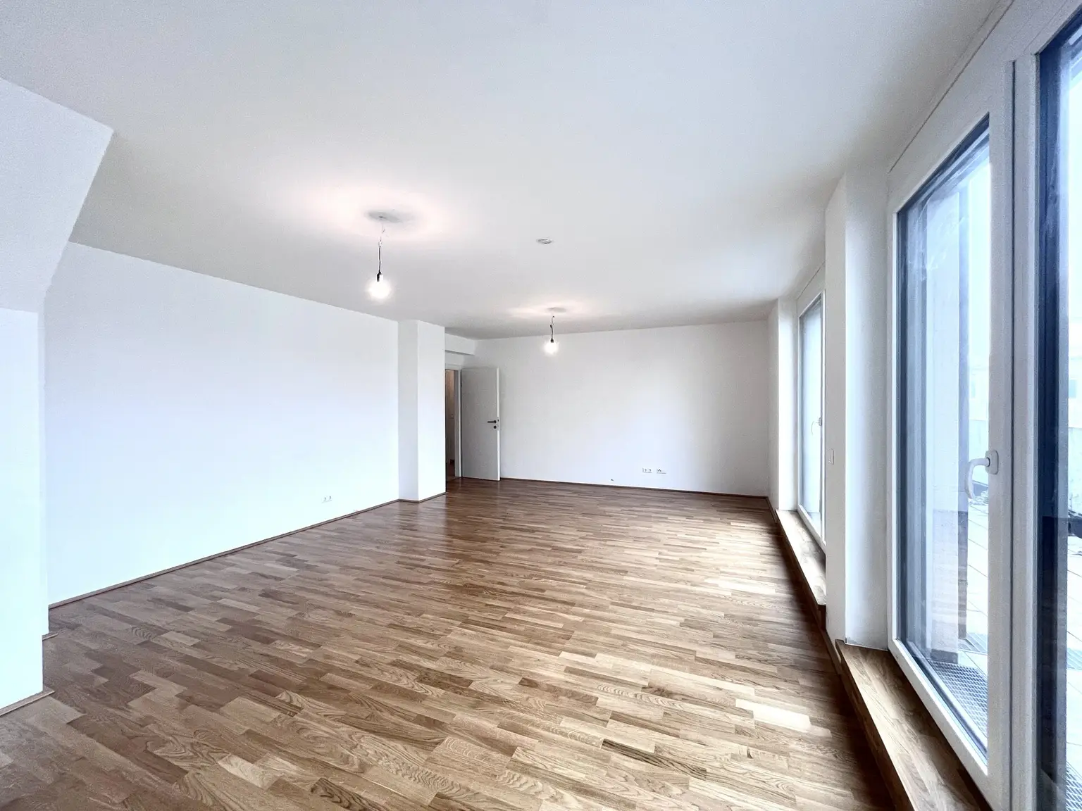 Dachgeschoß mit 3 Zimmer und 2 Terrassen!