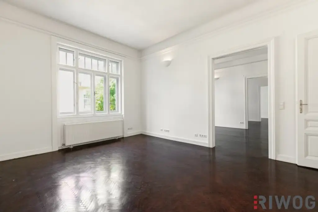 Beeindruckende Stilaltbauwohnung | Innenhofbalkon | Ca. 3,5 m Raumhöhen | 3. Etage | Nähe Donaukanal, Hundertwasserhaus, 1. Bezirk, Prater