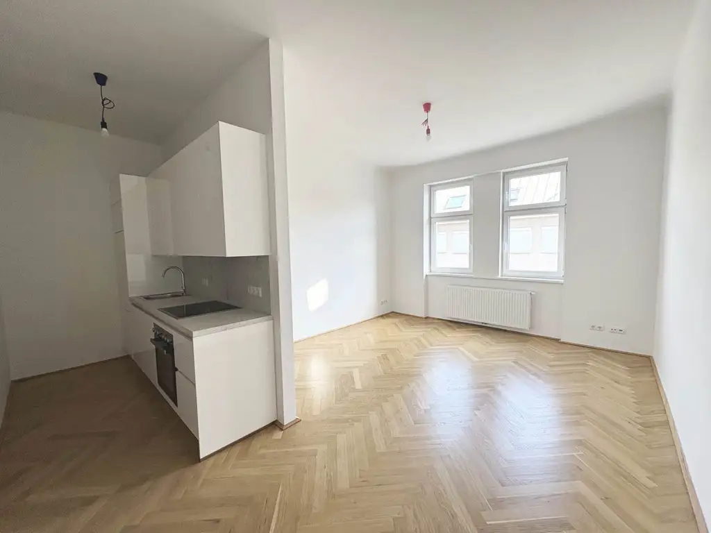 Erstbezug nach Sanierung -
Moderne 1 Zimmer Wohnung im Altbau