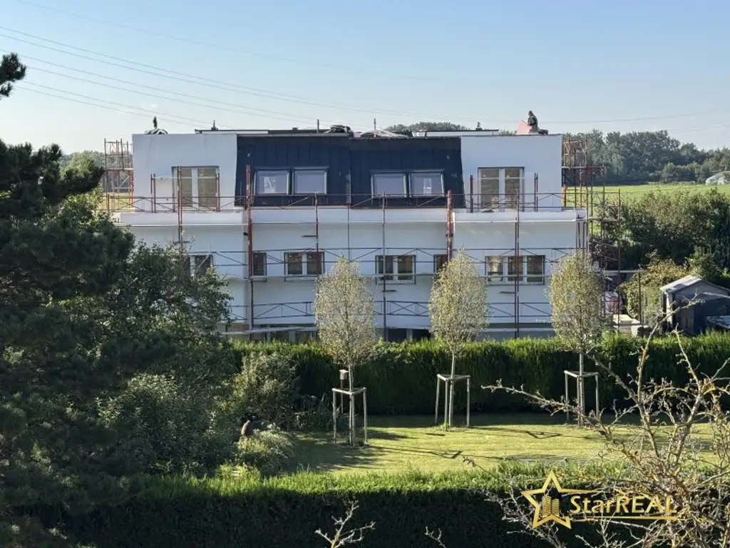 NOCH 1 EINZELHAUS (SCHLÜSSELFERTIG) FREI! 5 ZIMMER/ 3 BADEZIMMER/ 3 TOILETTEN. INKLUSIVE STELLPLATZ.