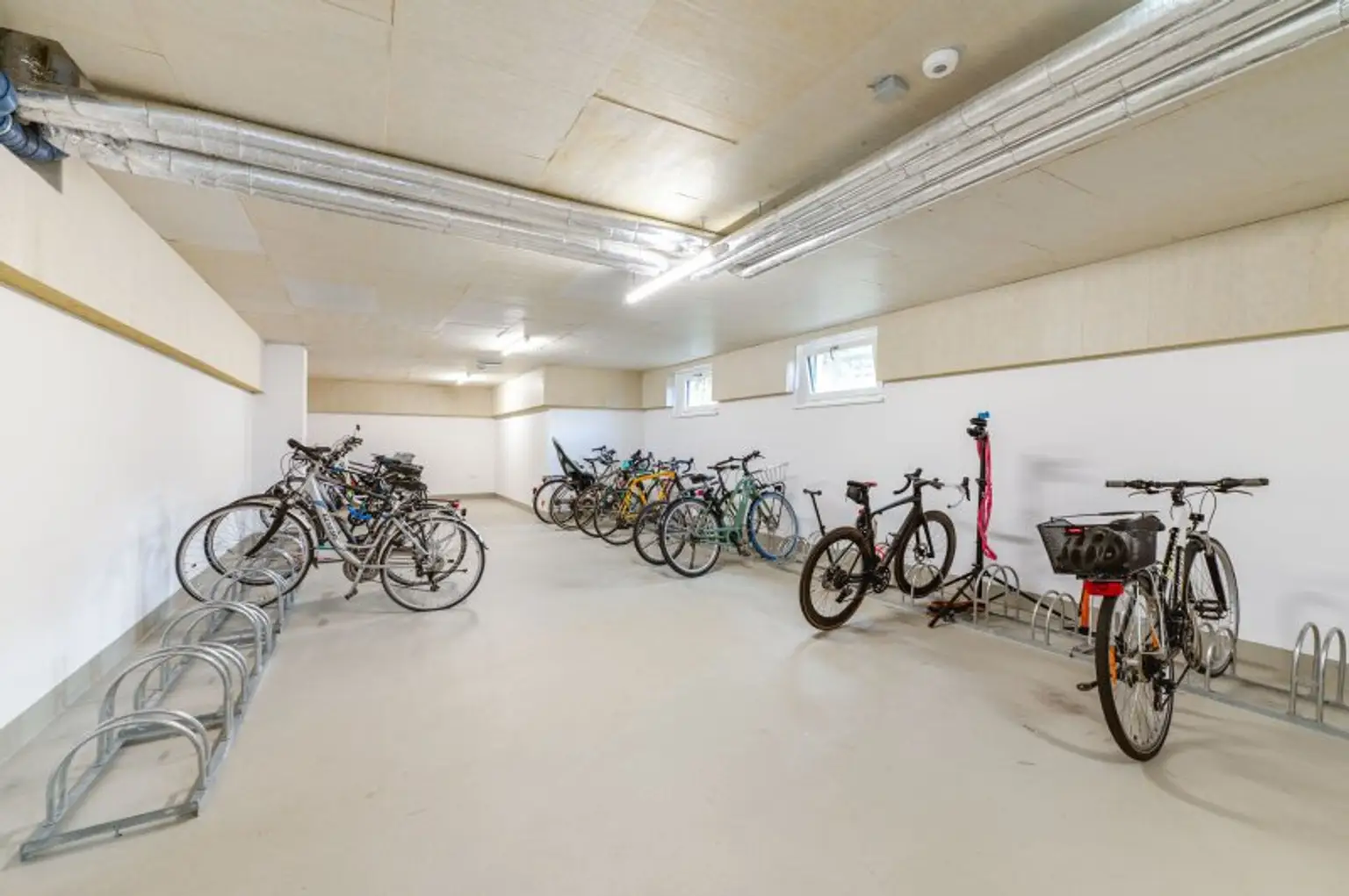 Erstbezug ab November! Grandiose 4-Zimmer-Terrassenwohnung inkl. Parkplatz in Hietzing zu vermieten!