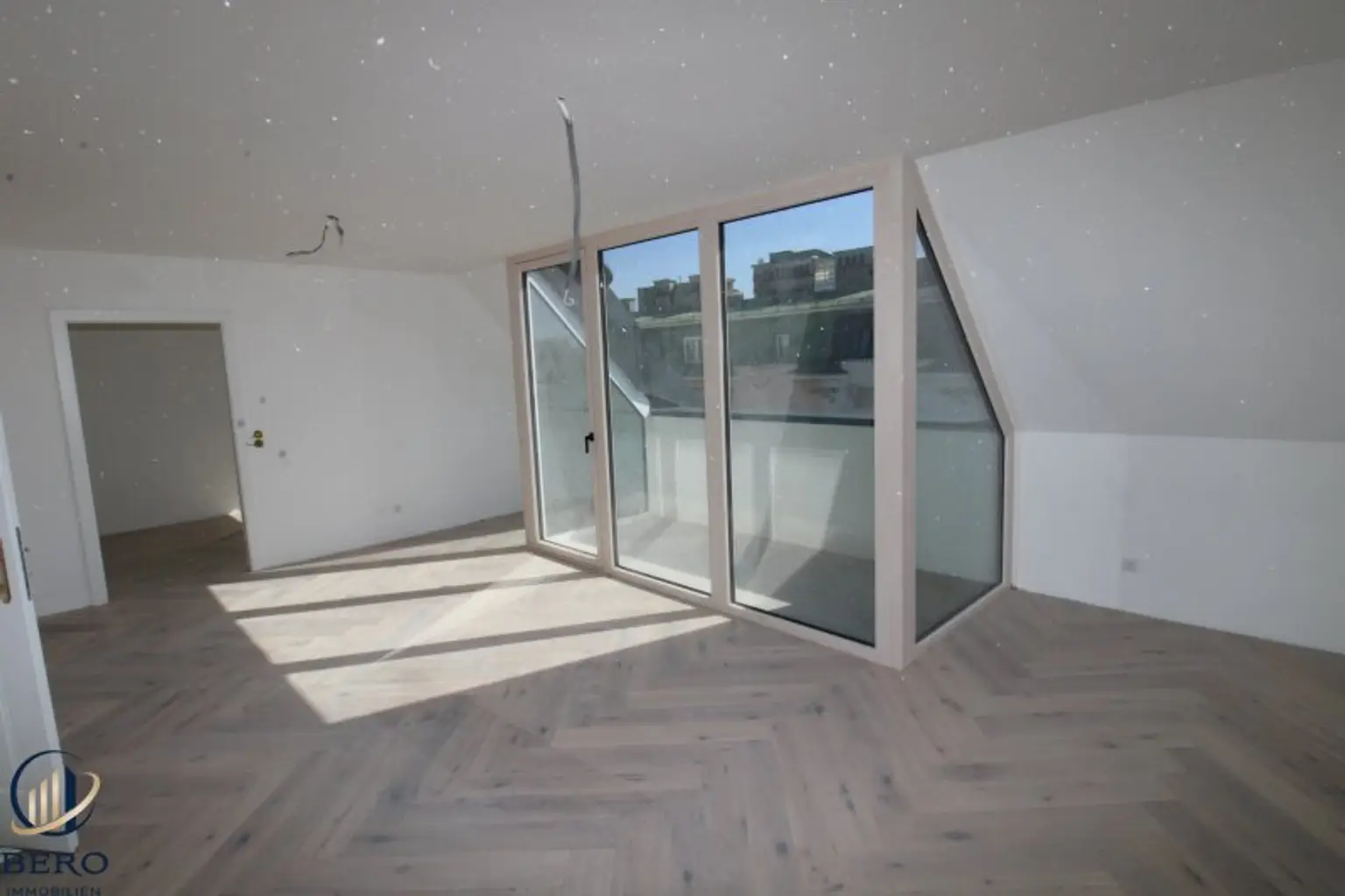 Urbaner Rückzugsort mit Weitblick – wohnen am Gruschaplatz mit Stil! Provisionsfrei!