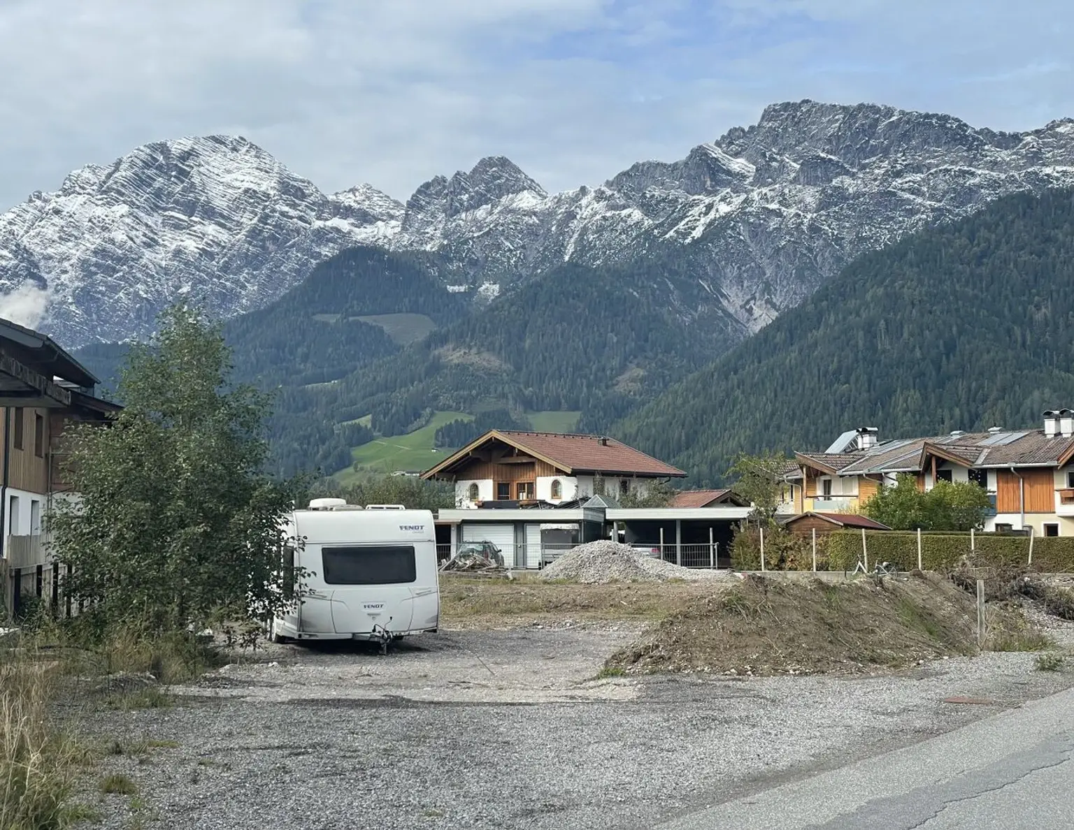 Zum Verkauf steht ein Grundstück in Saalfelden Ortsteil Uttenhofen