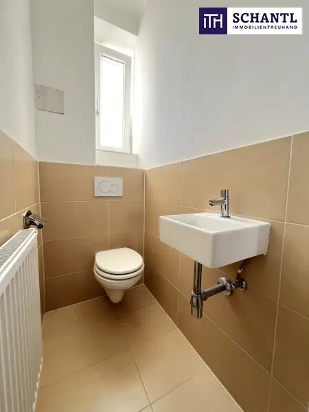 Da ist er – Ihr Wiener Wohntraum! Altbaujuwel im letzten Stock mit Balkon & Klima – jetzt zugreifen!