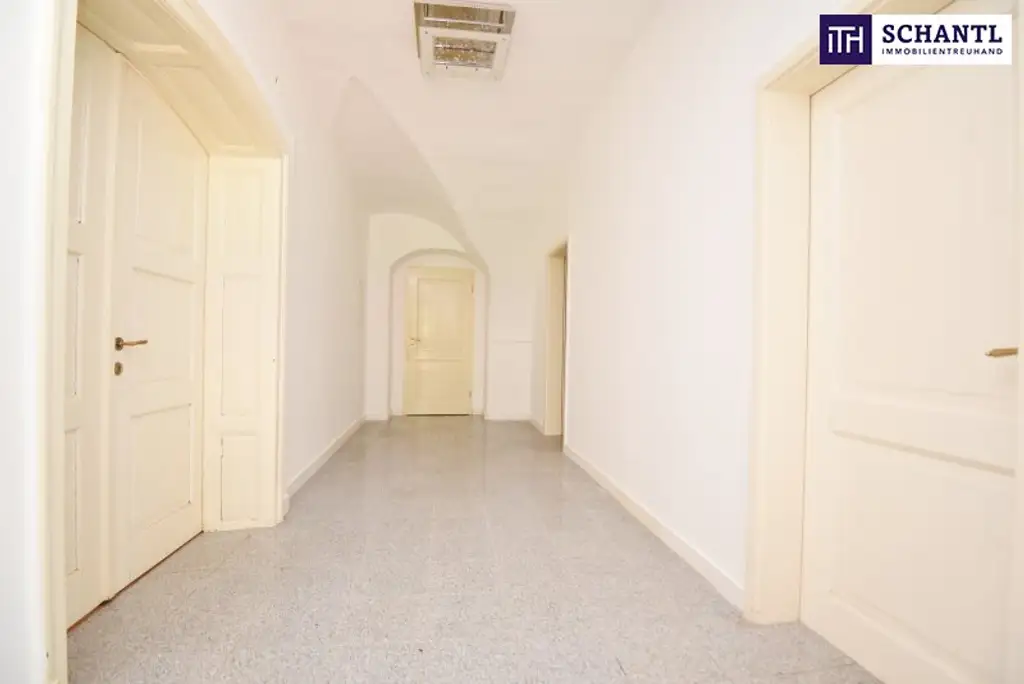 MÄRCHENHAFTE Wohnung im SCHLOSS inklusive Nutzung des SCHLOSSGARTENS! Ab sofort verfügbar!