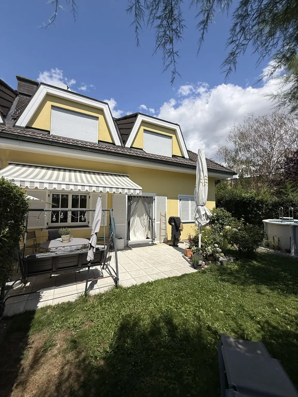 Pool, Garage & Vollkeller alles vorhanden!!!