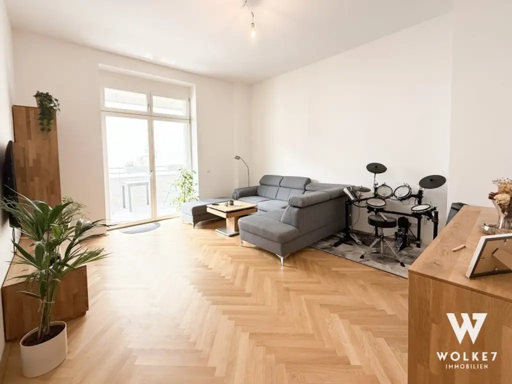 Klassischer Altbau trifft modernen Luxus – Helle kernsanierte 2-Zimmer-Wohnung mit Balkon & Tiefgarage in bester Lage von Margareten