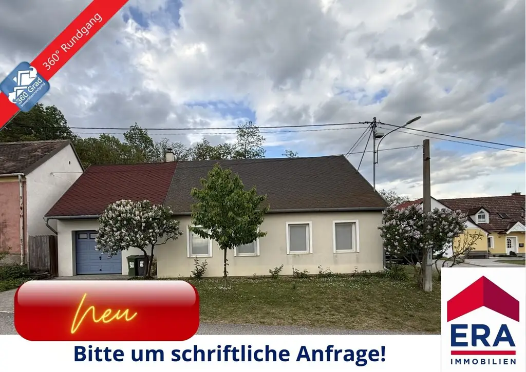 Modernisiertes Einfamilienhaus mit Innenhof, Garage und herrlichem Fernblick in 2164 Neuruppersdorf