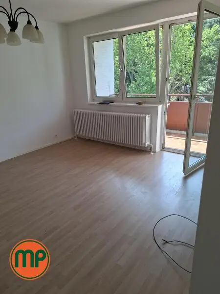 Helle 3 Zimmerwohnung mit Loggia im Herzen von Döbling