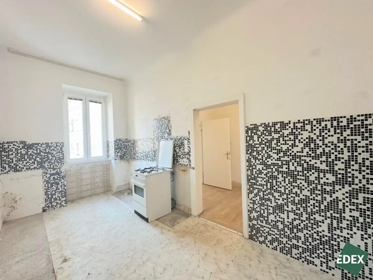 Sanierungsbedürftige 3-Zimmer Altbau-Wohnung in Favoriten