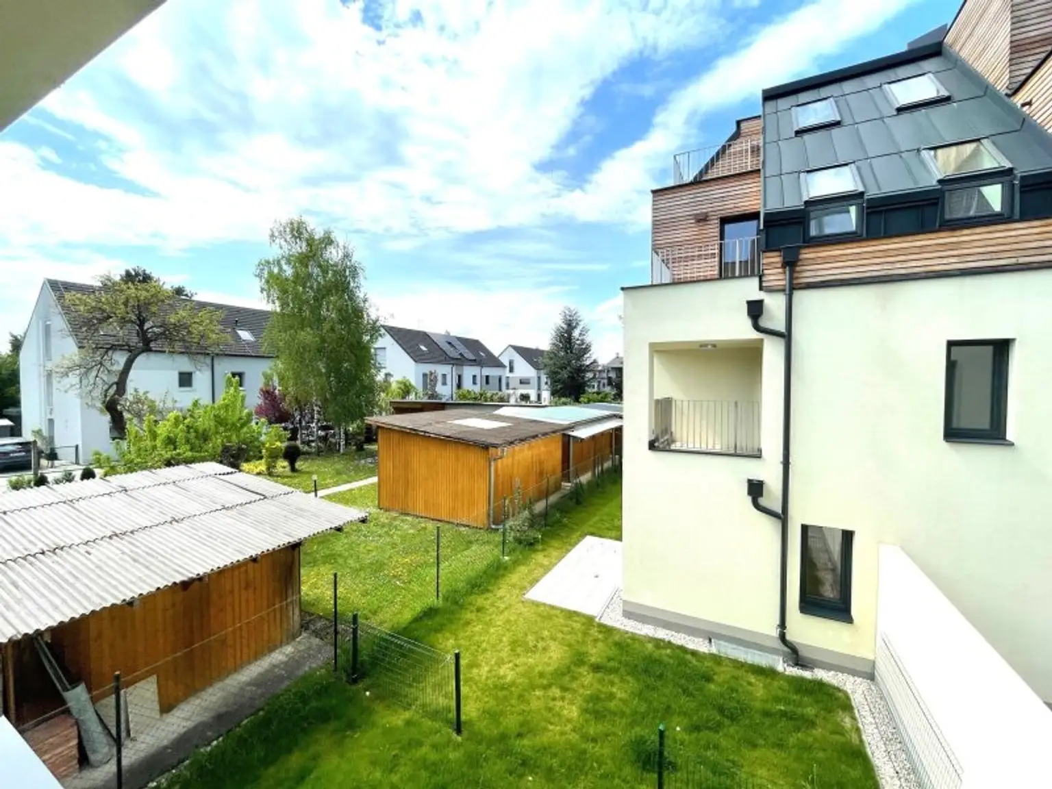 Wunderschöne 2 Zimmerwohnung in Grünruhelage mit Balkon