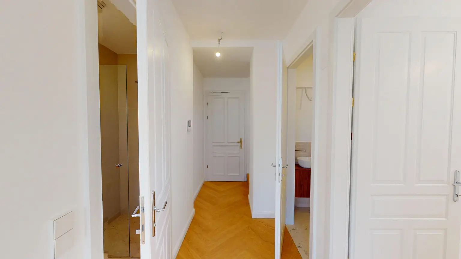 Traumhafte Dachwohnung im Hietzinger Cottage I Altbaujwel