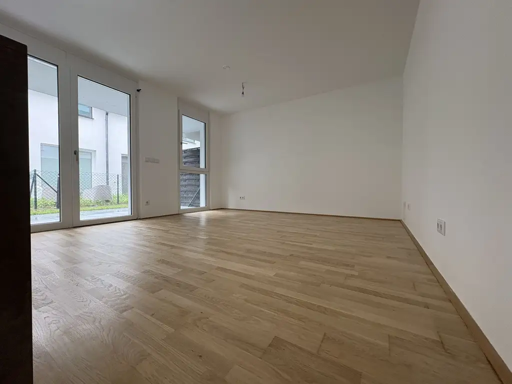 Helle 3-Zimmer-Wohnung mit Terrasse und Garten