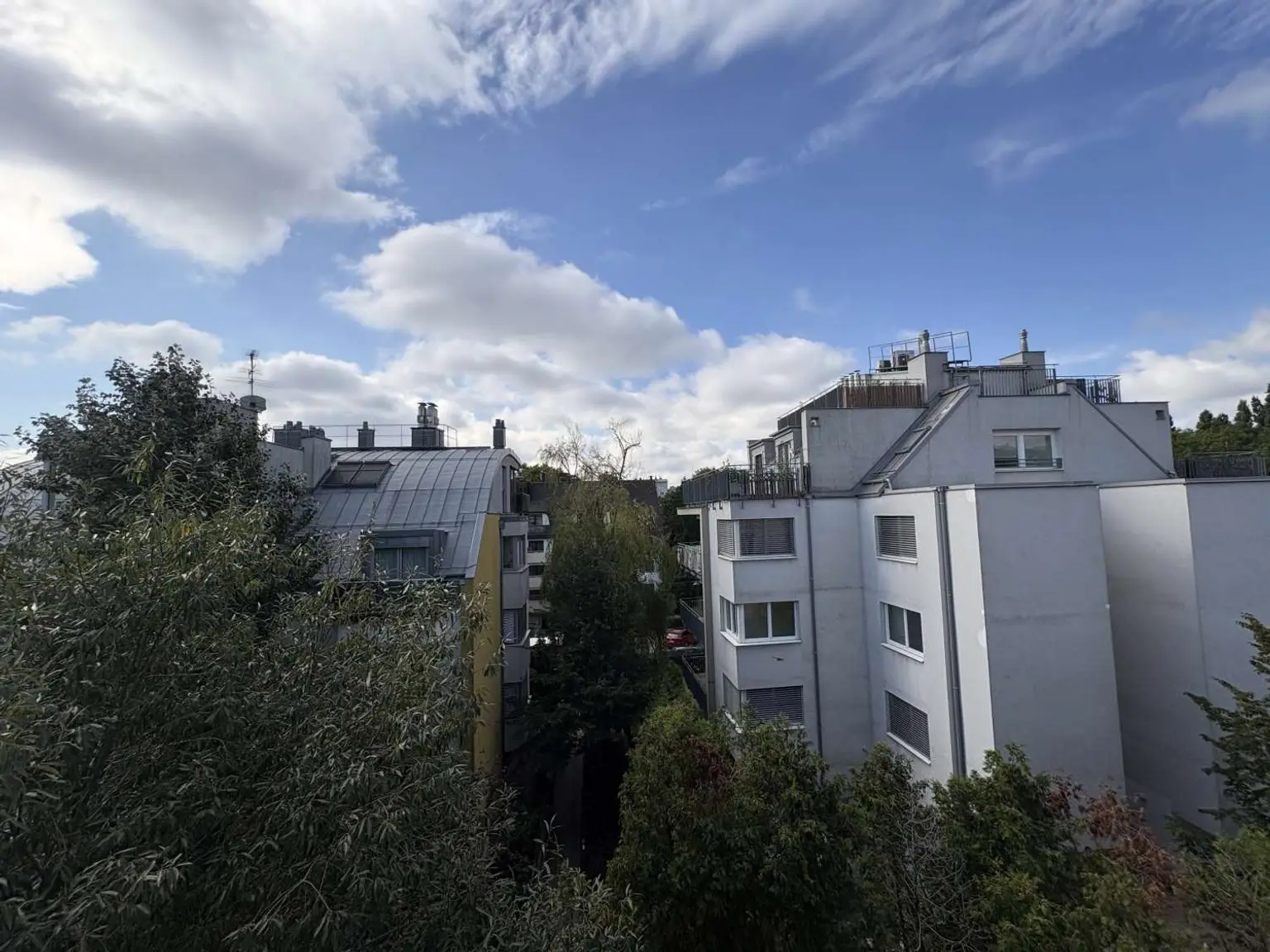 Blick is Grüne - 
Ruhige 3 Zimmer Wohnung mit Balkon